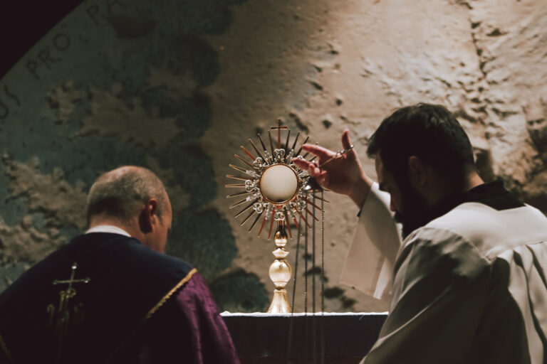 Klanjanje: Vidio sam nevolje naroda svoga