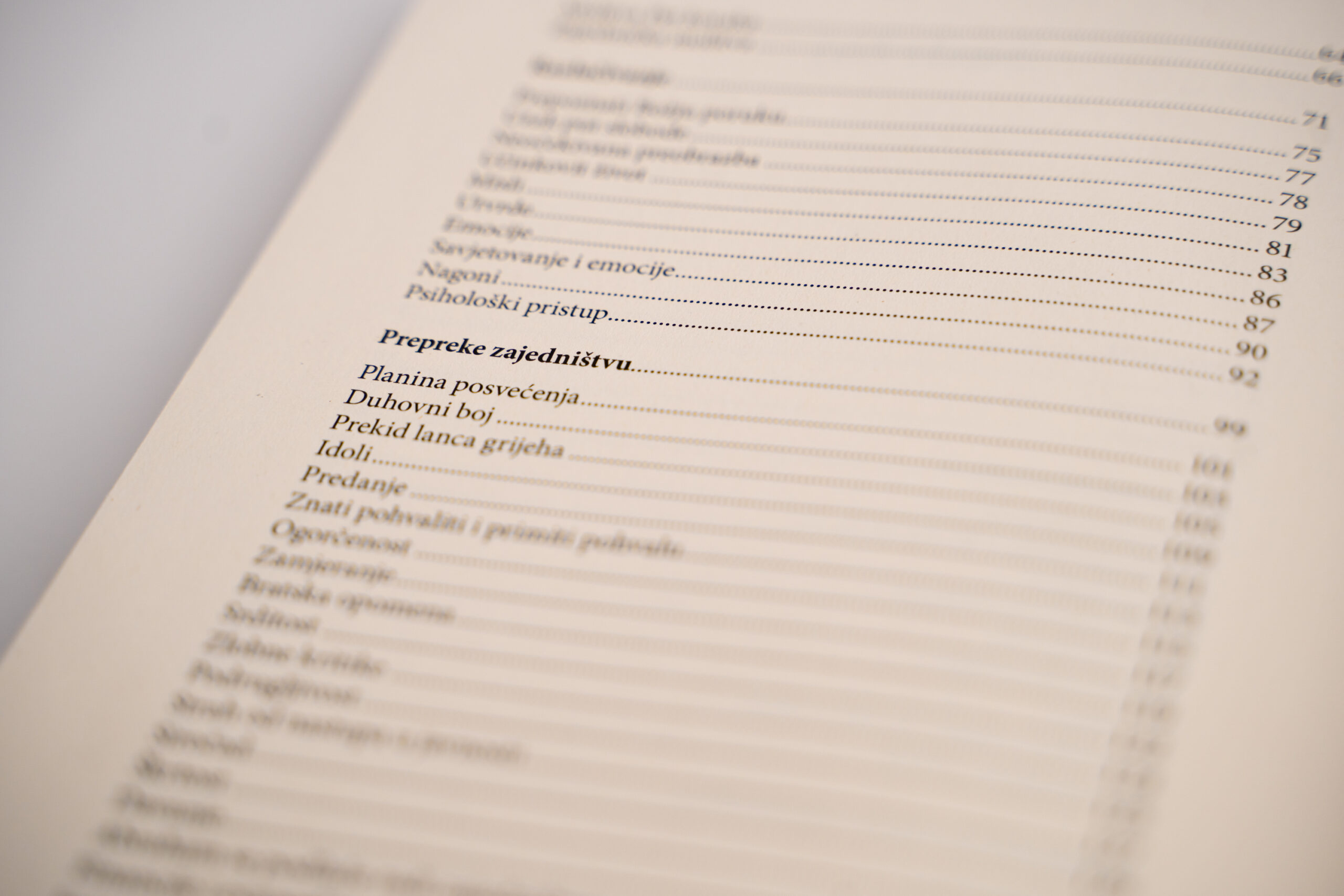 KARIZMA ZAJEDNIŠTVA